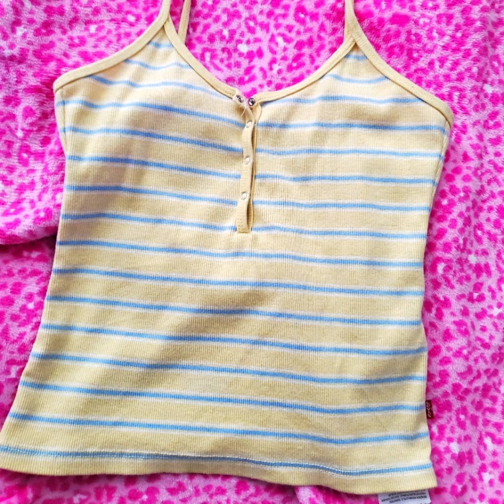 Levis cami
